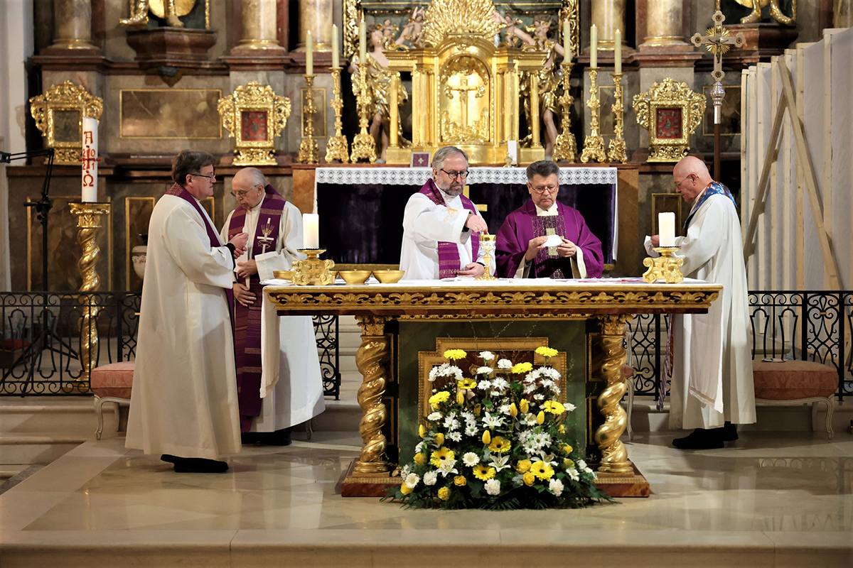 Festgottesdienst im Rahmen der VOSÖ-Klausurtagung in der Basilika Frauenkirchen. (c) Richard Schuster