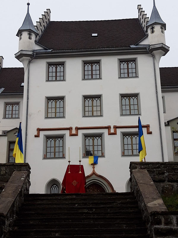 Einweihung eines Beherbergungshauses für Menschen aus der Ukraine am Bildungsstandort Sacré Coeur Riedenburg