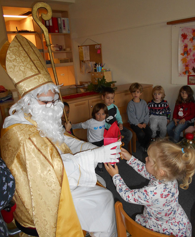 Nikolausfeier im Clara Fey Campus Maria Regina