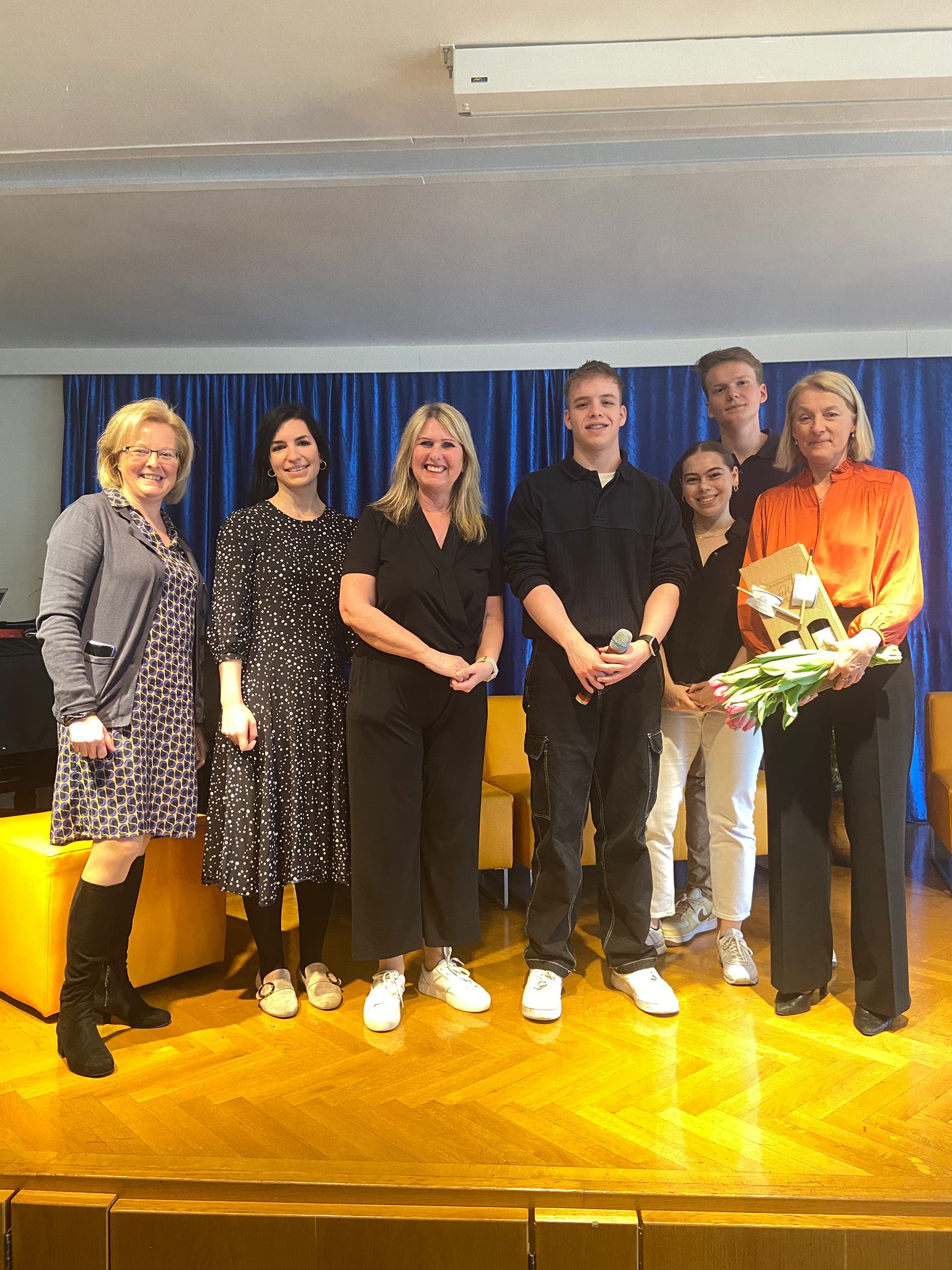 Hoher Besuch aus Brüssel am ORG Mary Ward Schulen Krems