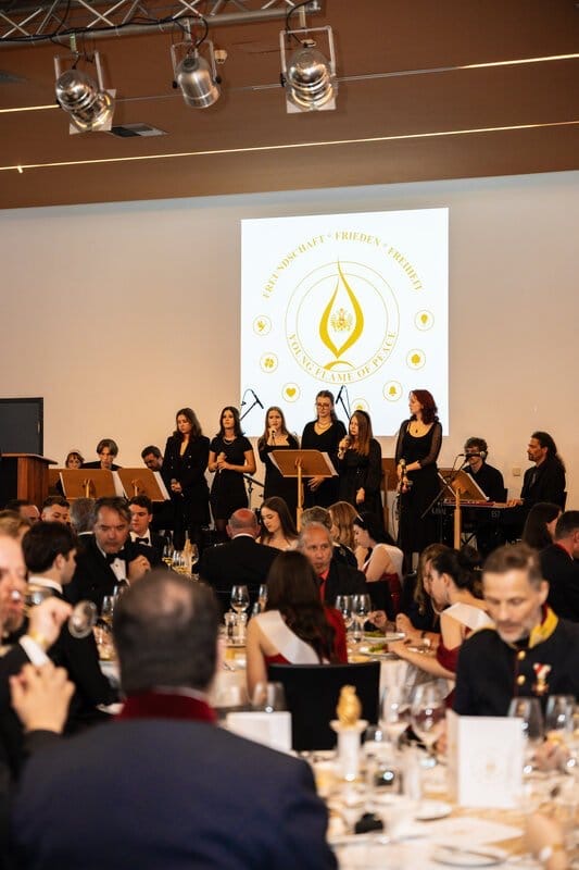 4 Schulband beim Charity Dinner