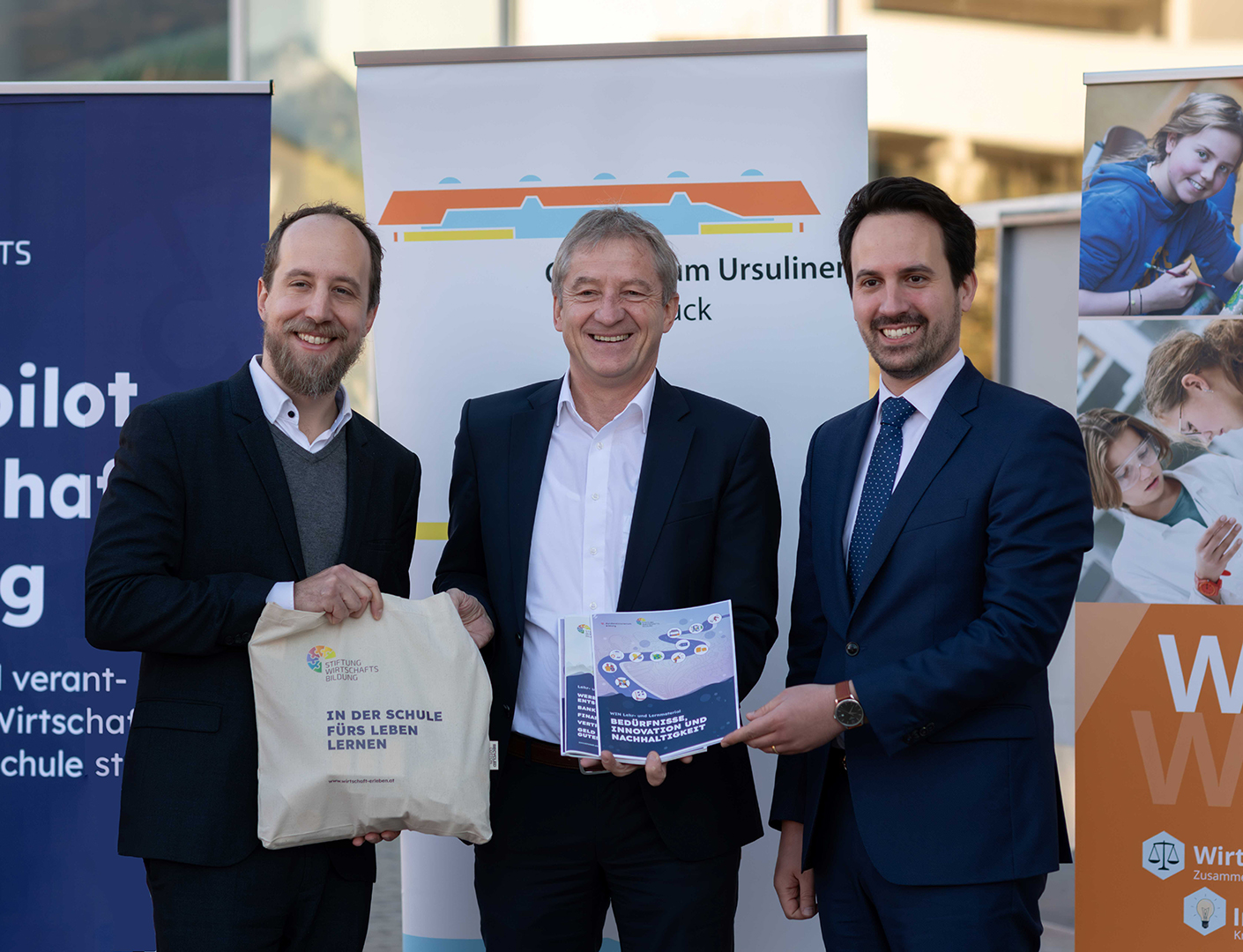 202511 Besuch Bildungsminister web